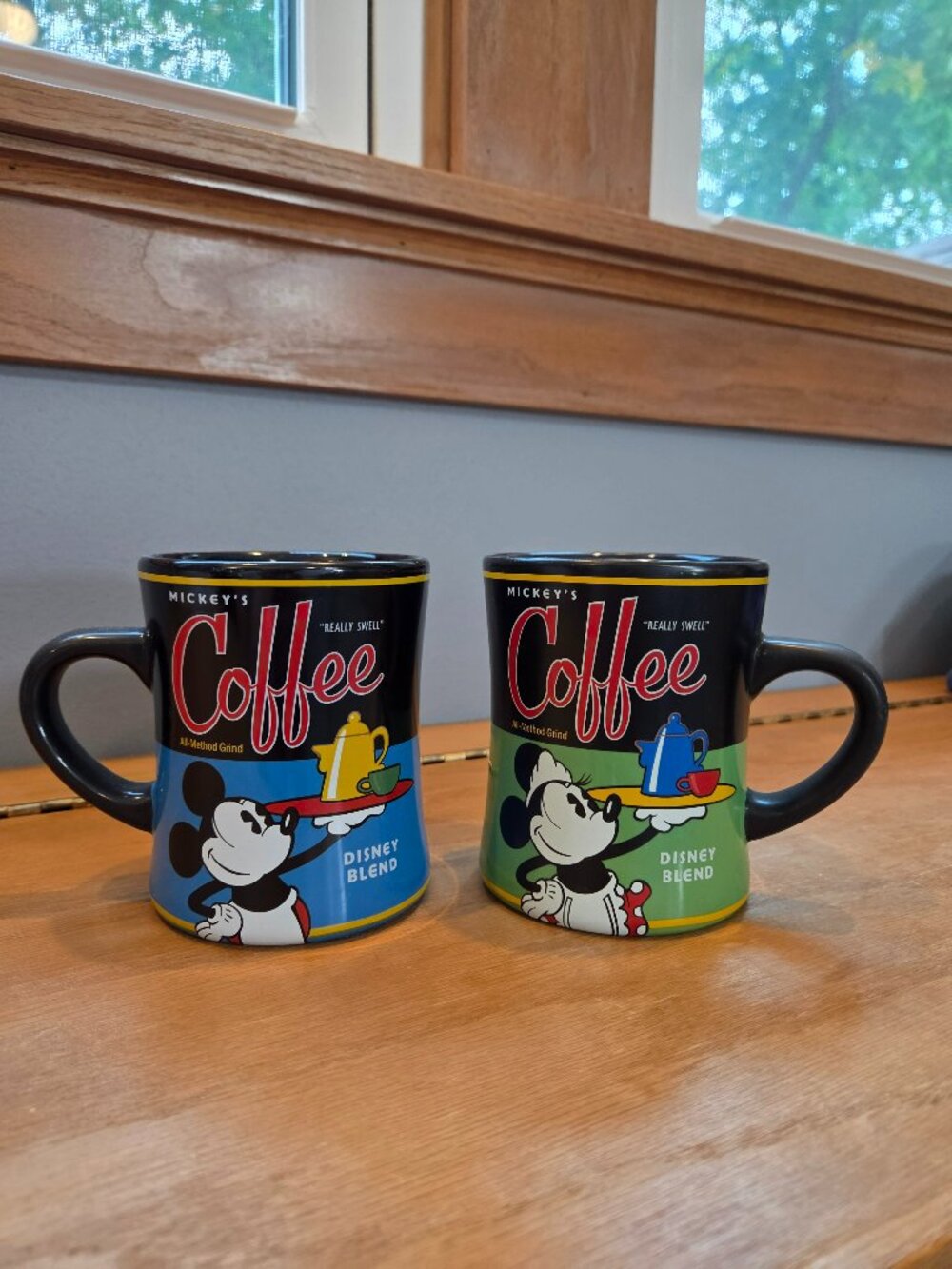 Disney Mickey Minnie Really Swell WDW Coffee Mugs